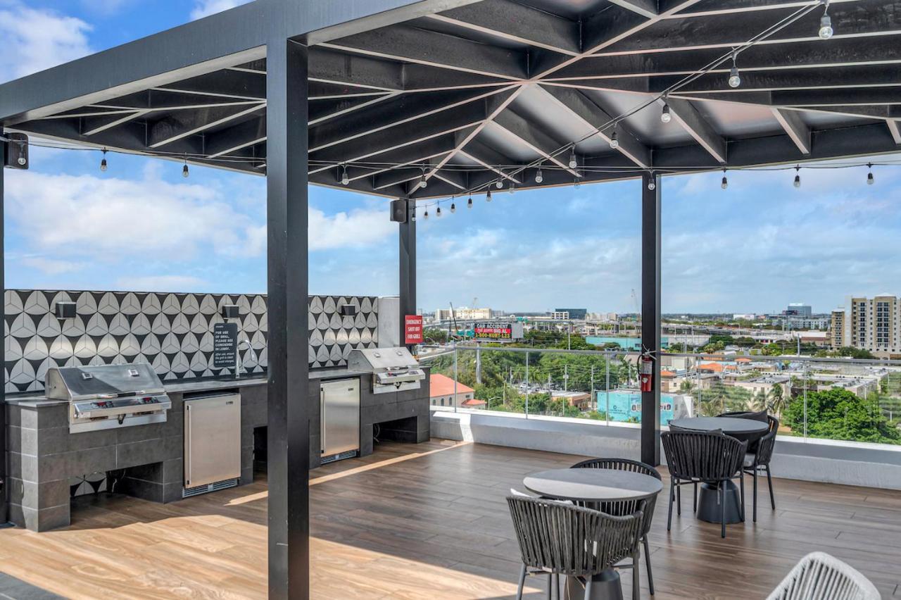 Апартаменты Stylish Unit In Downtown Miami With Free Parking Экстерьер фото