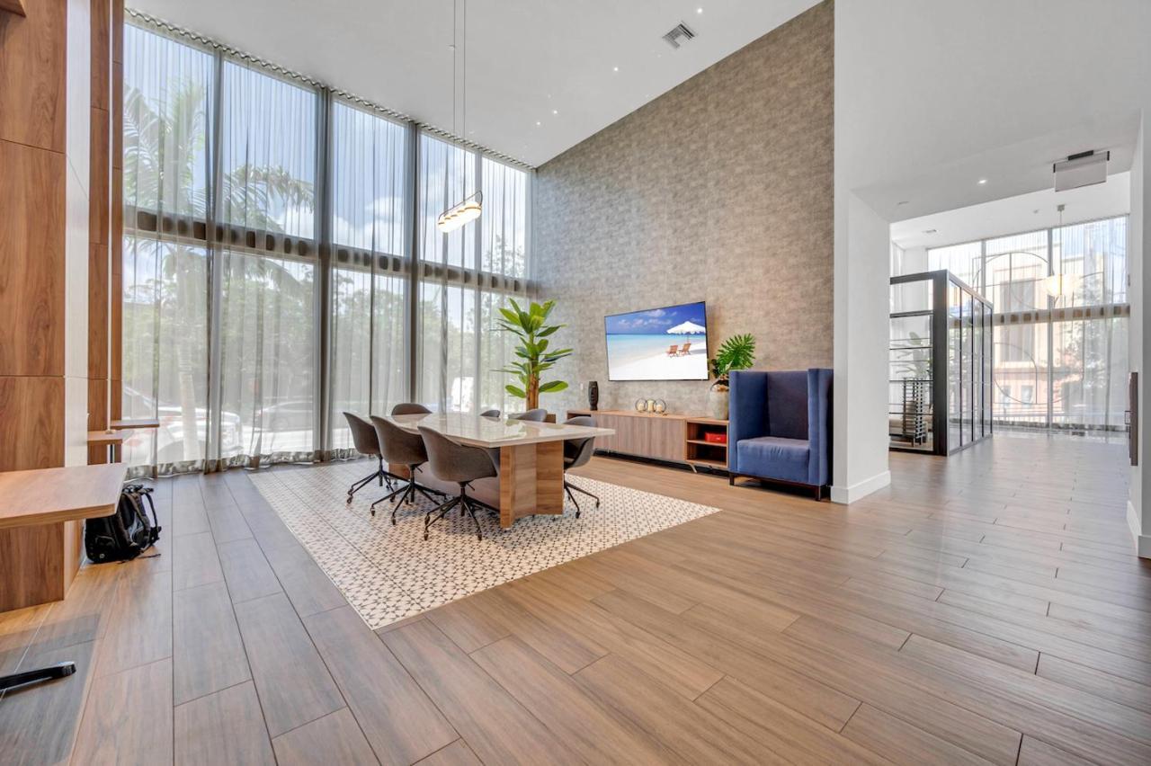 Апартаменты Stylish Unit In Downtown Miami With Free Parking Экстерьер фото