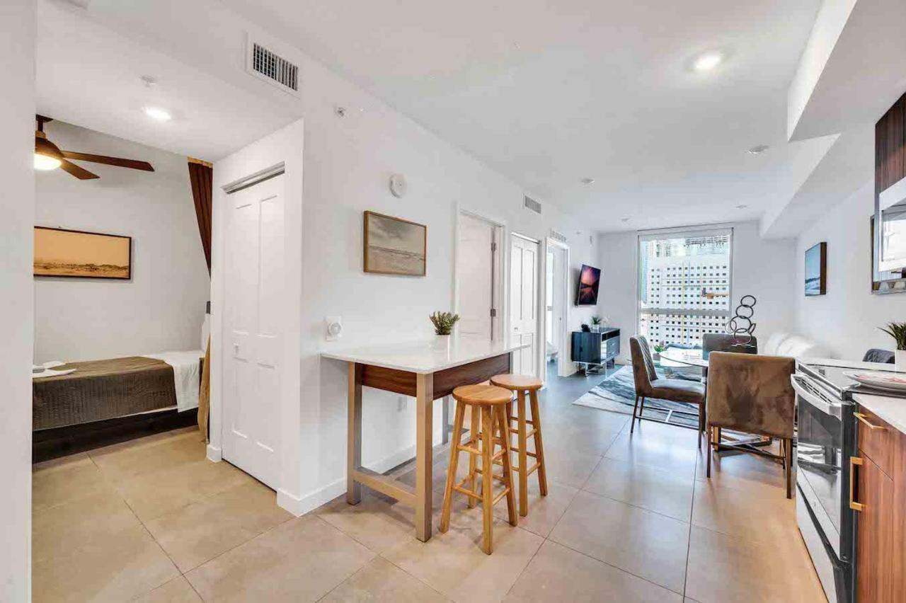 Апартаменты Stylish Unit In Downtown Miami With Free Parking Экстерьер фото